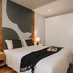 Ainhoa - 2 Bedrooms And Office In Alvalade شقة Lisboa