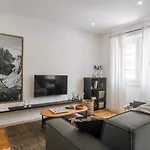 Ainhoa - 2 Bedrooms And Office In Alvalade Διαμέρισμα Lisboa