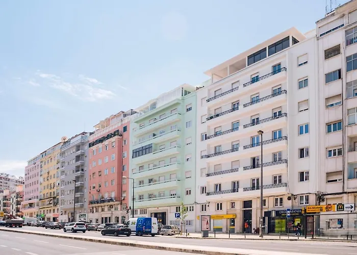 Ainhoa - 2 Bedrooms And Office In Alvalade